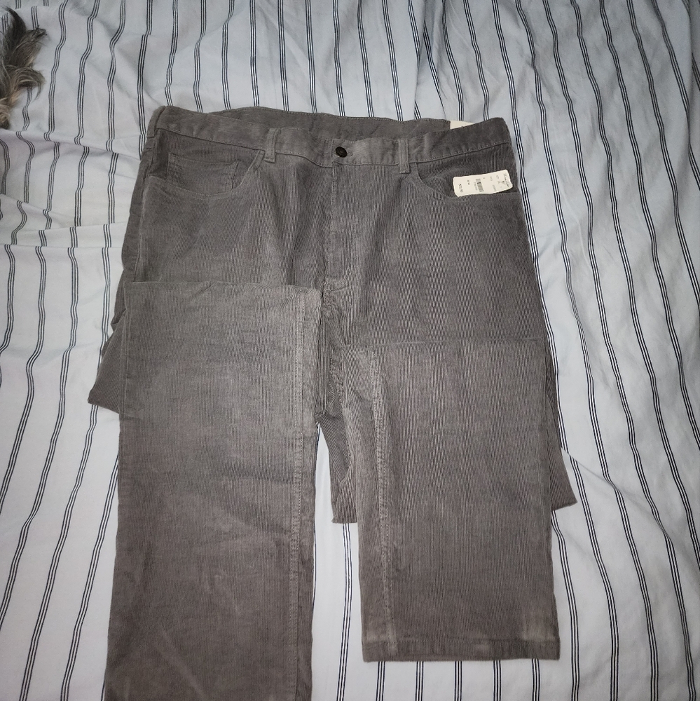 Brooks Brothers Narrow-Wale Corduroy